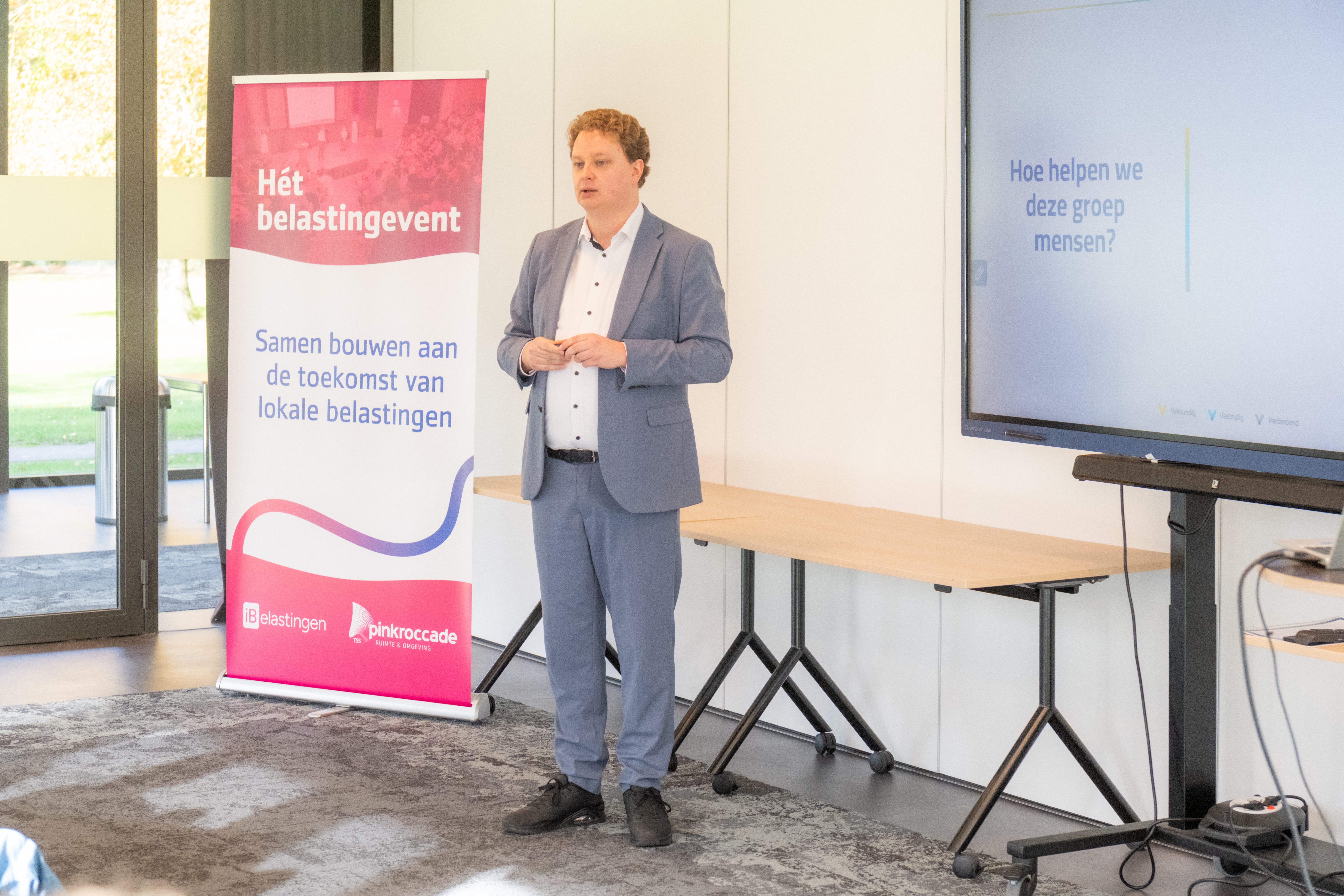 JoostSmitsPhotography_Pink_HetBelastingevent_04112025-169