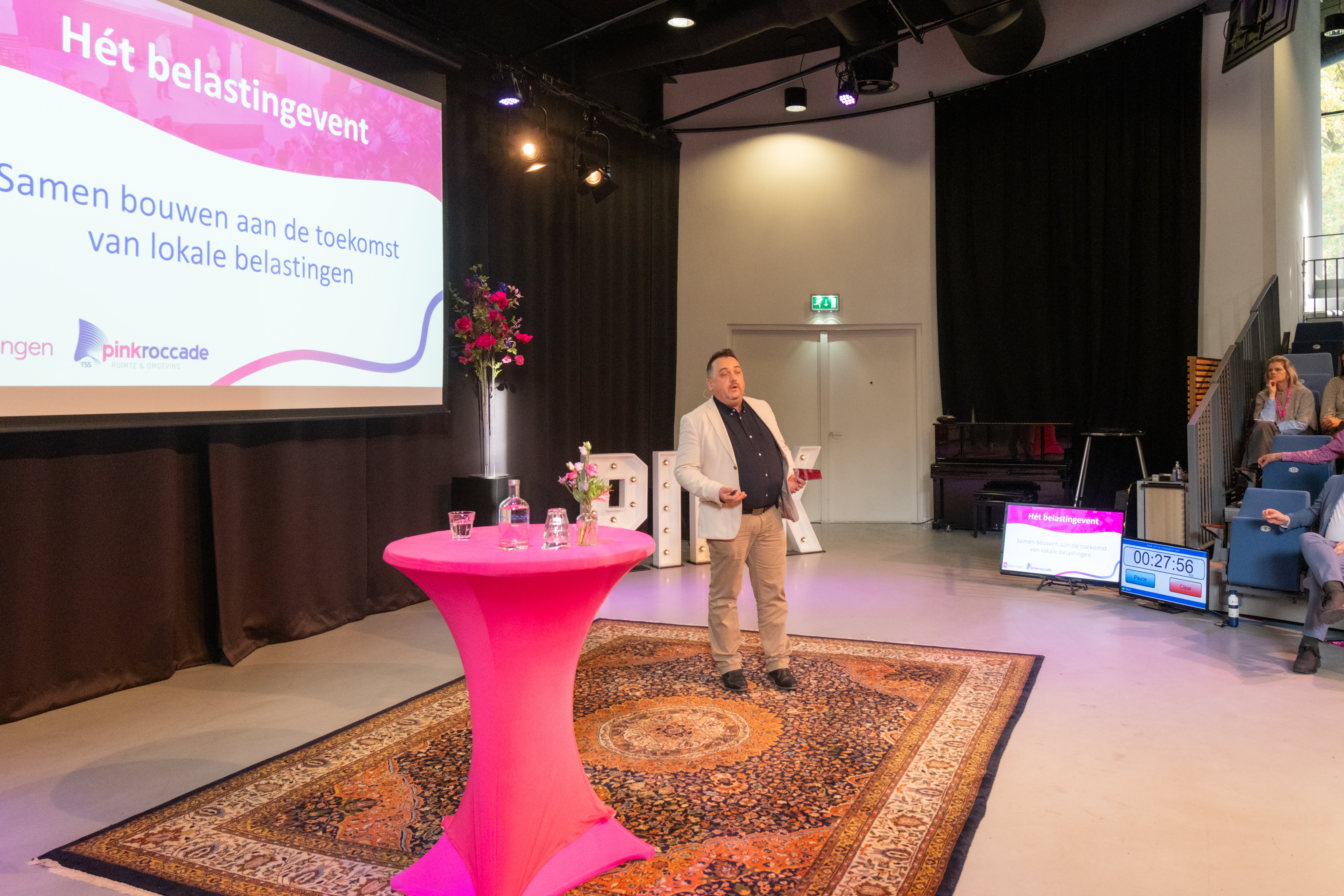 JoostSmitsPhotography_Pink_HetBelastingevent_04112025-243